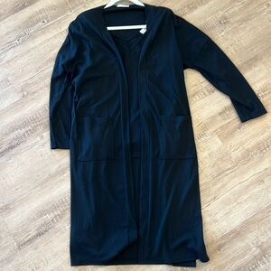 Carly Jean Los Angeles ribbed tank and cardigan.